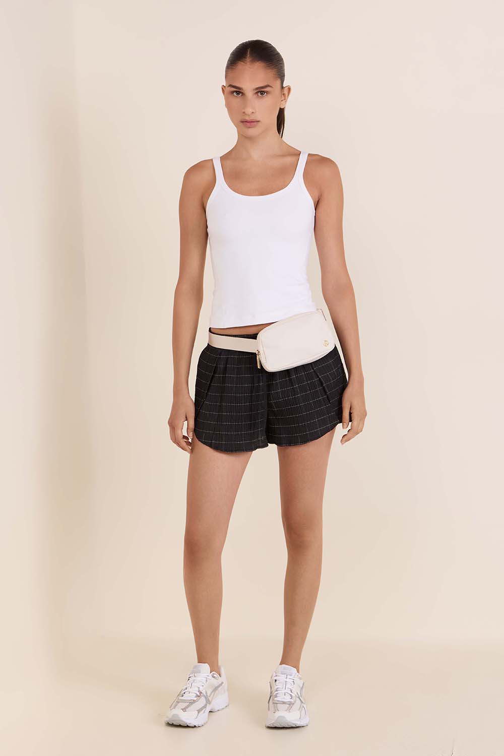 Negative Split Textured HR Run Short 2.5